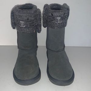 Adorable suede bunny boots